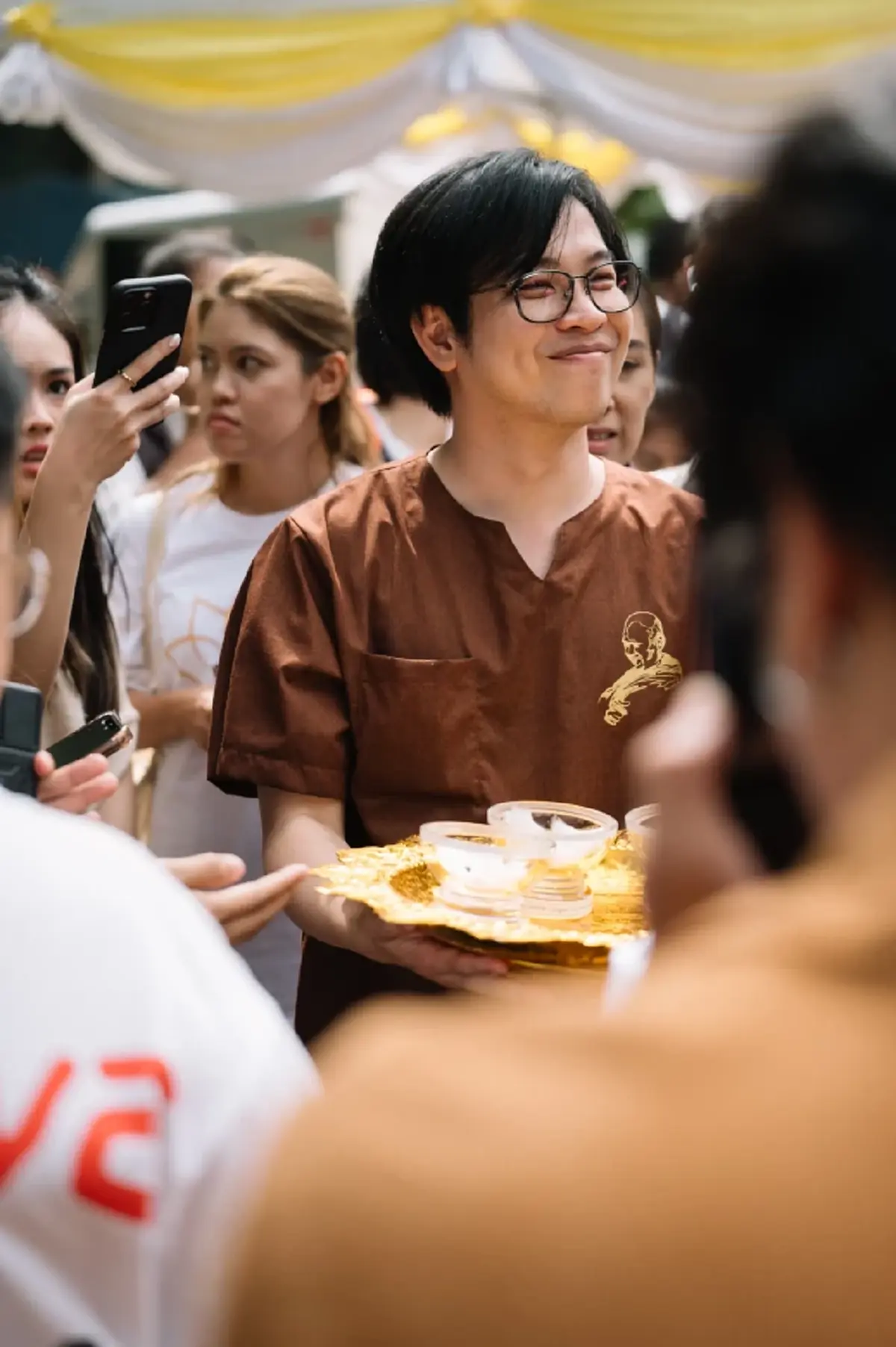 อายุจริง หมอบี ทูตสื่อวิญญาณ เคยบอกว่าได้สนทนาธรรมกับ ท่านพุทธทาส