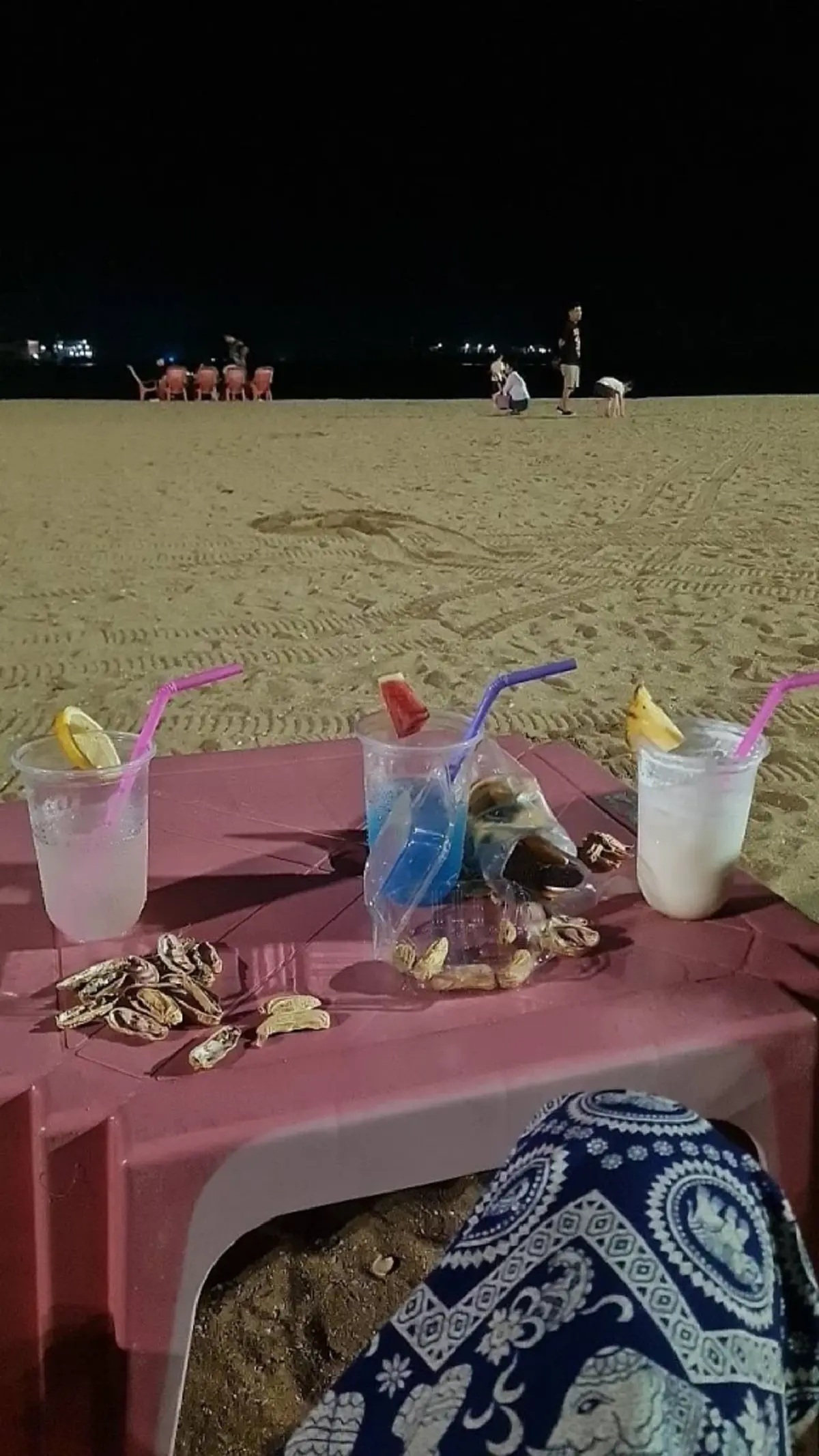 เกินไปไหม นั่งชิลหาดจอมเทียน สั่งดื่ม 3 แก้ว เจอบวกค่าโต๊ะราคาโหด