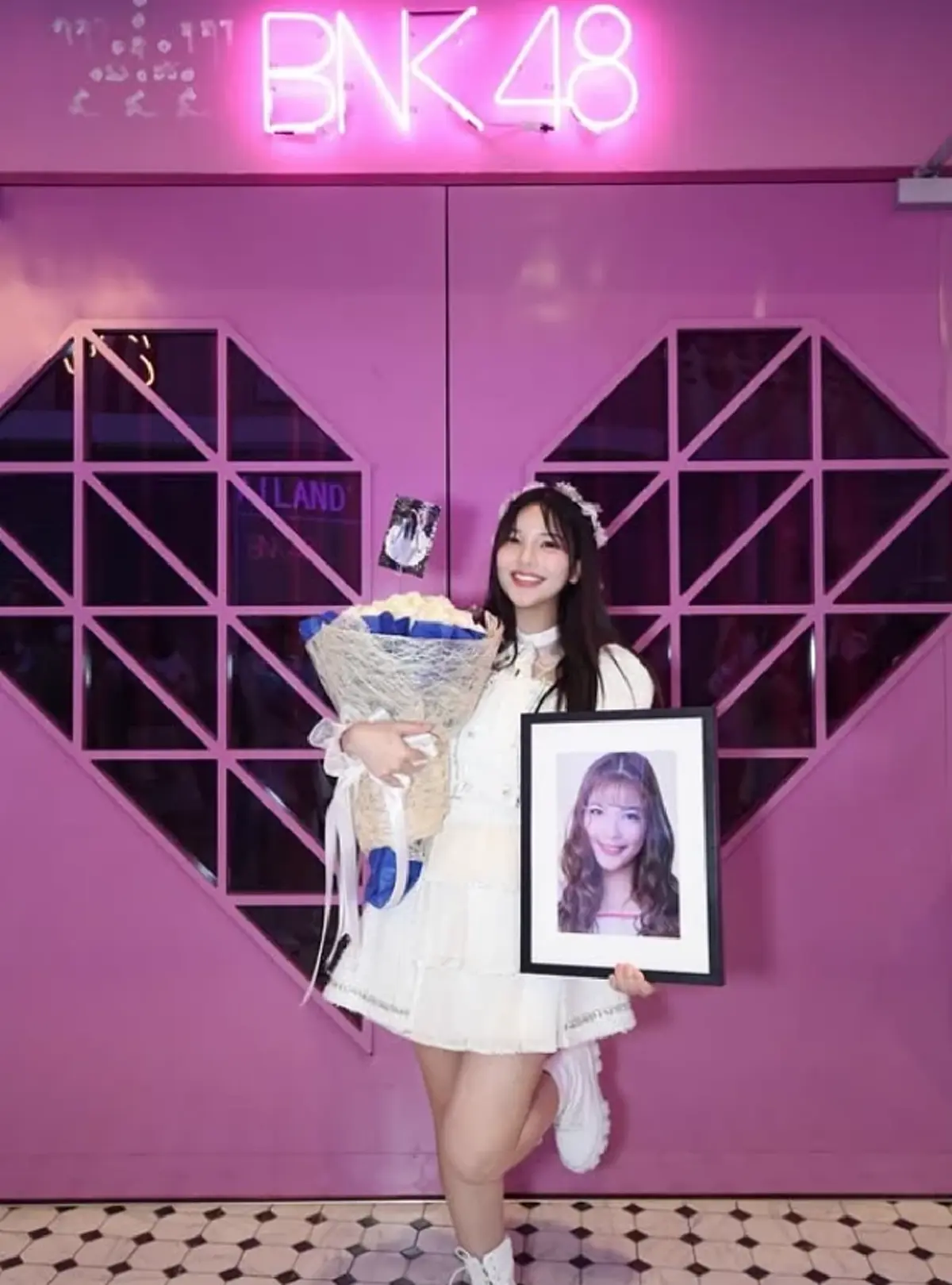 เปิดชีวิตวัยเด็ก "อรอุ๋ง" รู้แล้วตกใจ อยู่คนเดียวตั้งแต่อายุ 14 ปี