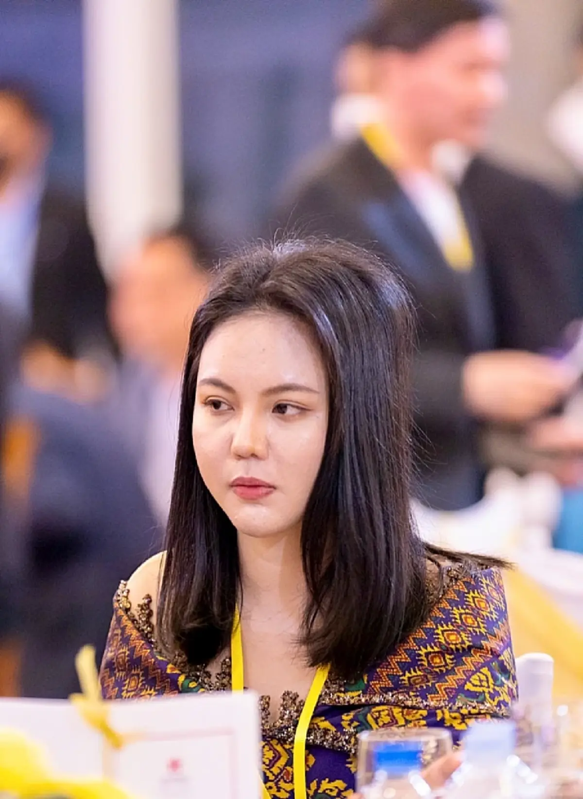 "ธี โสวันทา" โพสต์คลิปถึง "ฮุน เซน" หลังถูกสั่งปลดฟ้าผ่า