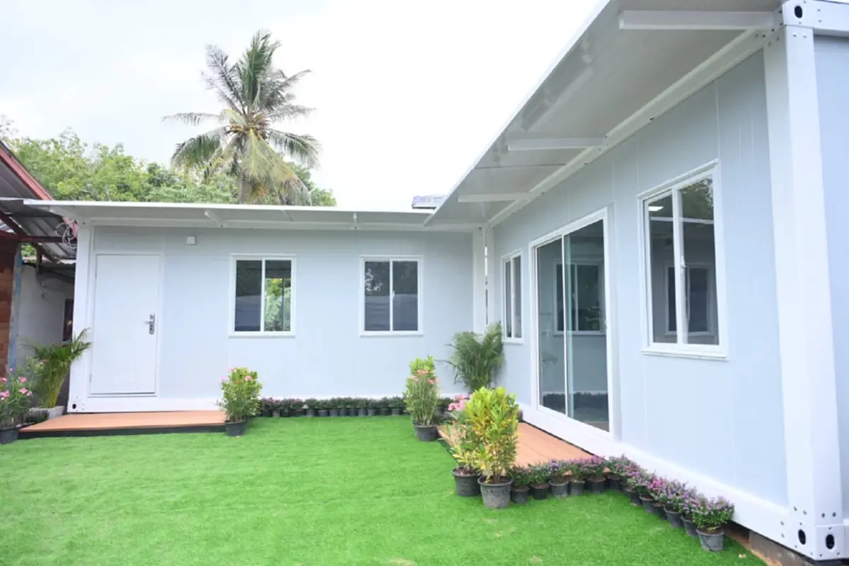 มอบบ้านน็อคดาวน์หลังใหม่ผู้ประสบภัยเหตุปะทะชายแดนไทย-กัมพูชา