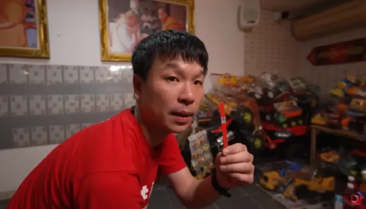 แห่จับจ้อง "ขันน้ำมนต์วัดหนองทอง" หลังให้โชคเลขมงคลมาแล้ว 4 งวด