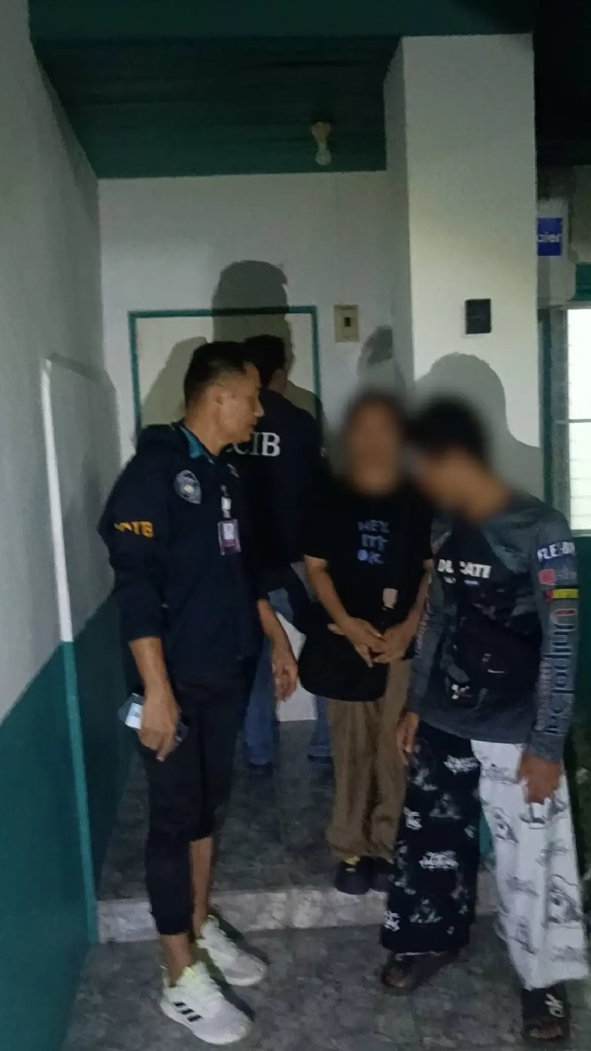 รวบคู่ผัวเมีย จ้างเปิดบัญชีม้าขายฟันกำไร บางเล่มเงินหมุน 5 ล้าน