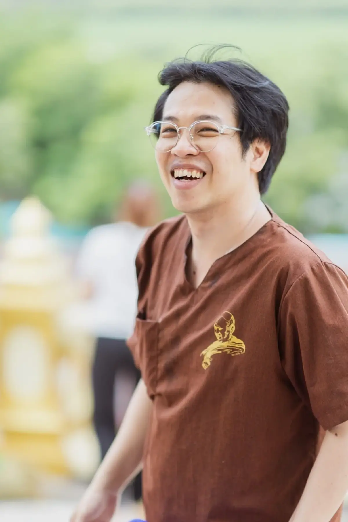 รู้แล้ว อาชีพแท้จริง พ่อหมอบี สุดหักมุม ไม่ใช่กงสีอย่างที่คิด
