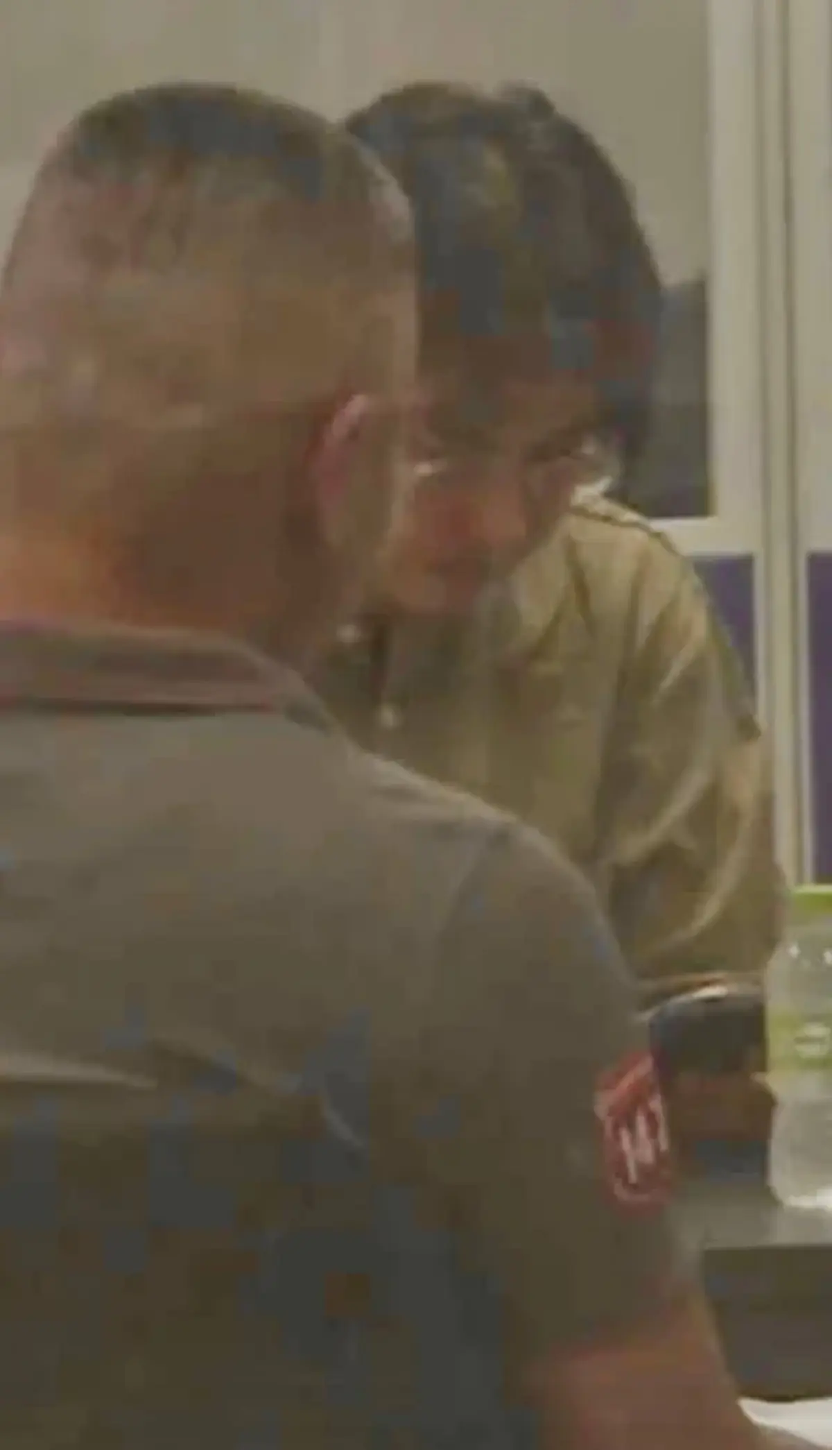 "หมอบี"ปรากฏตัวแล้ว โร่พบตำรวจกองปราบฯ แจงปมร้อนเงินบริจาค