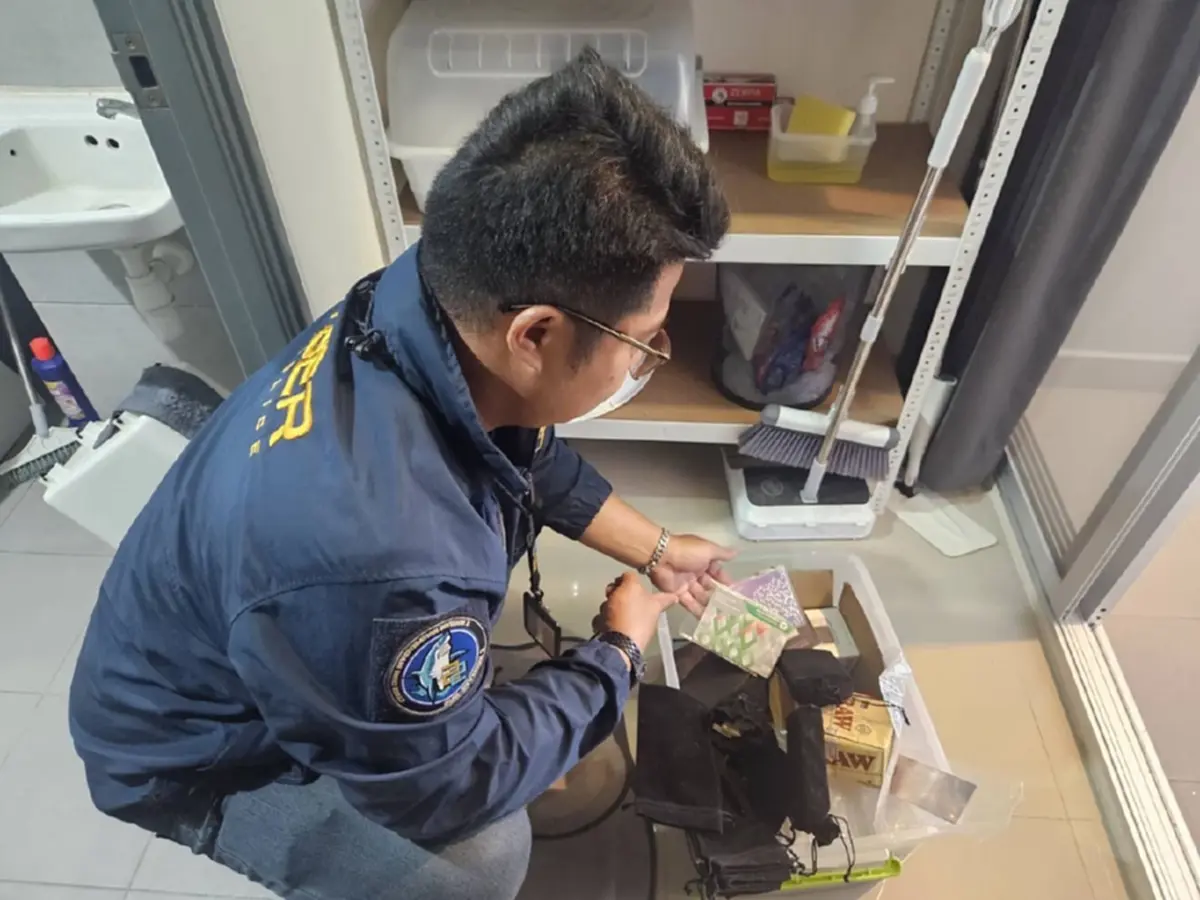 จับ 7 วัยรุ่นอุตรดิตถ์ เปิดเว็บพนัน เงินหมุนปีละ 200 ล้าน 