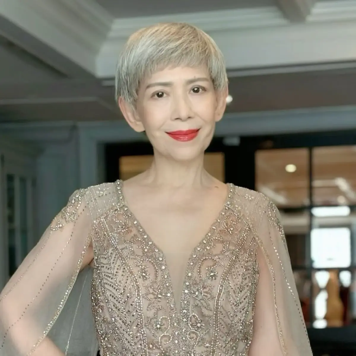 "ตุ๊ก เดือนเต็ม" แซวการเมืองผ่านภาพสุดเจ็บแสบ หลังบ่ายสาม