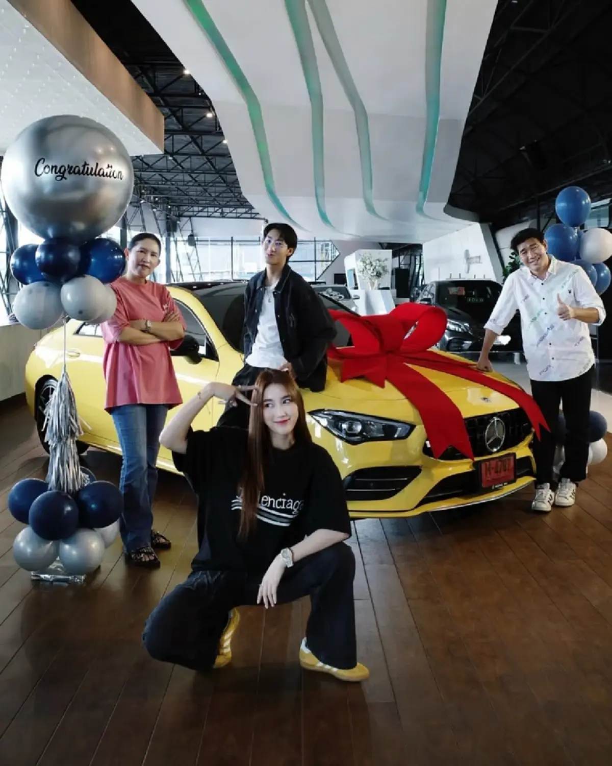 เบสท์ คำสิงห์ ซื้อป้ายทะเบียนให้น้องชาย แห่ส่องเลขทะเบียนสวยมาก