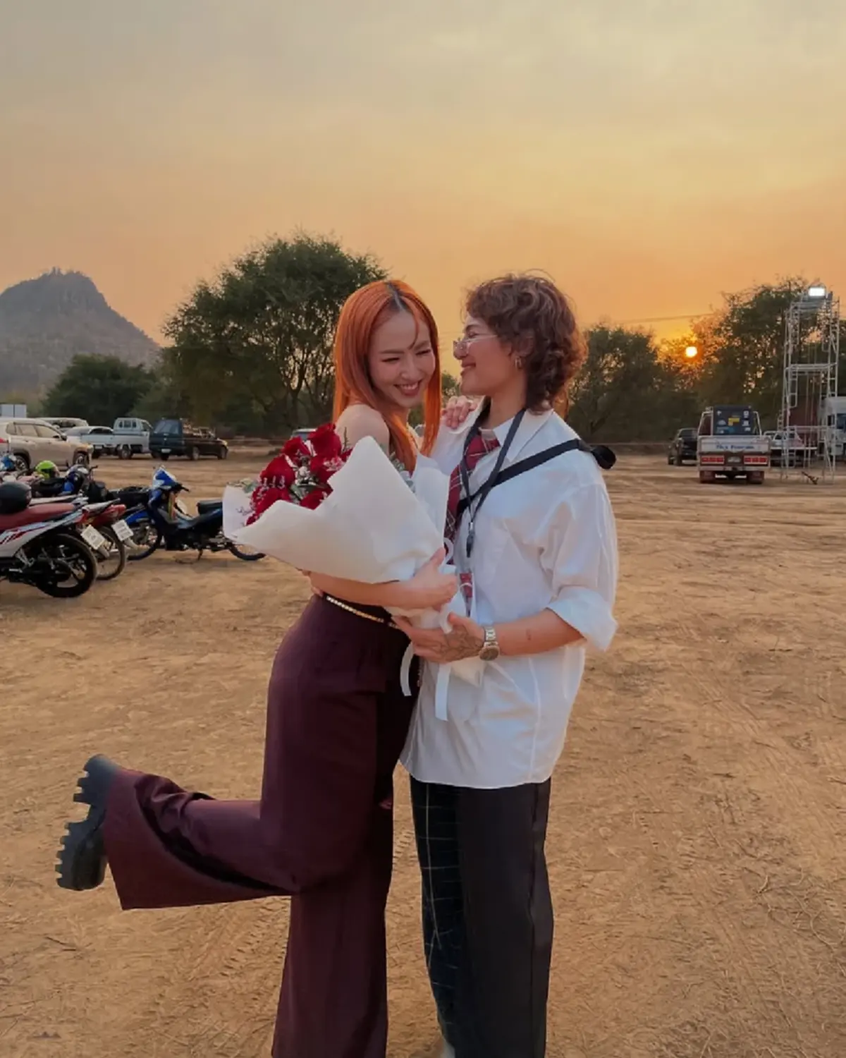 เลิกอีกคู่ "มิ้น-ซิลวี่" ประกาศเลิกฟ้าผ่า ปิดฉากรัก 5 ปี