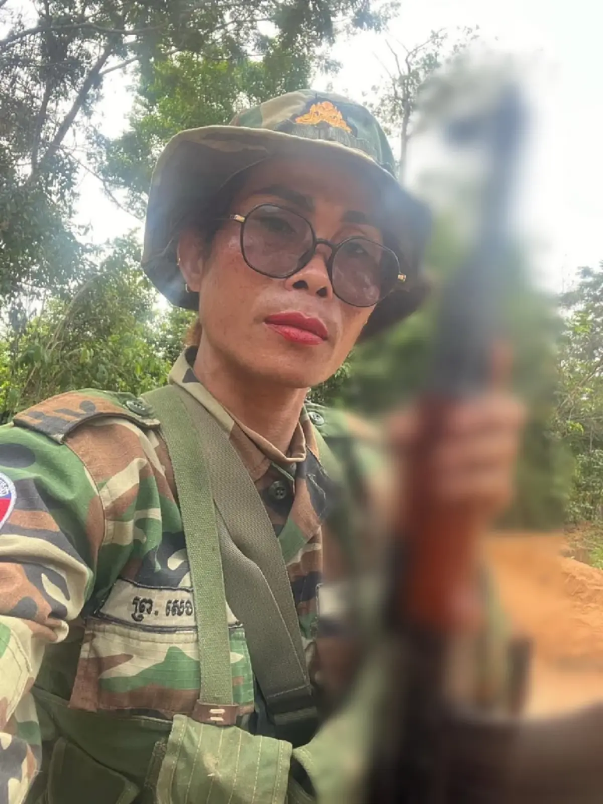 รู้จัก โปน่า พลทหาร LGBTQ+ เจ็บจากสมรภูมิ รับเงินเยียวยาแค่ 60 บาท