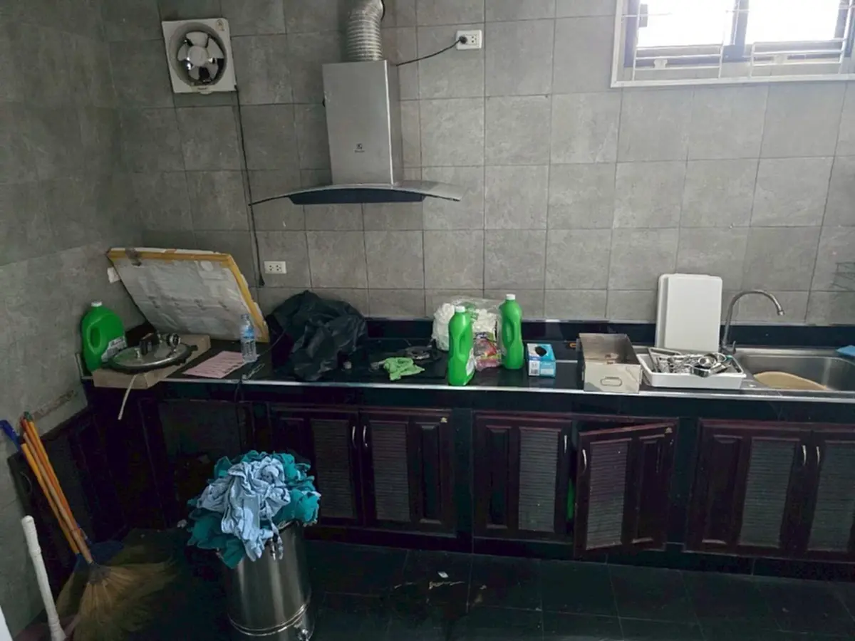 เปิดสภาพ 2 คลินิกดัง โดนบุกจับ ฉีดเพิ่มขนาด-ขลิบเจ้าโลก สุดสกปรก