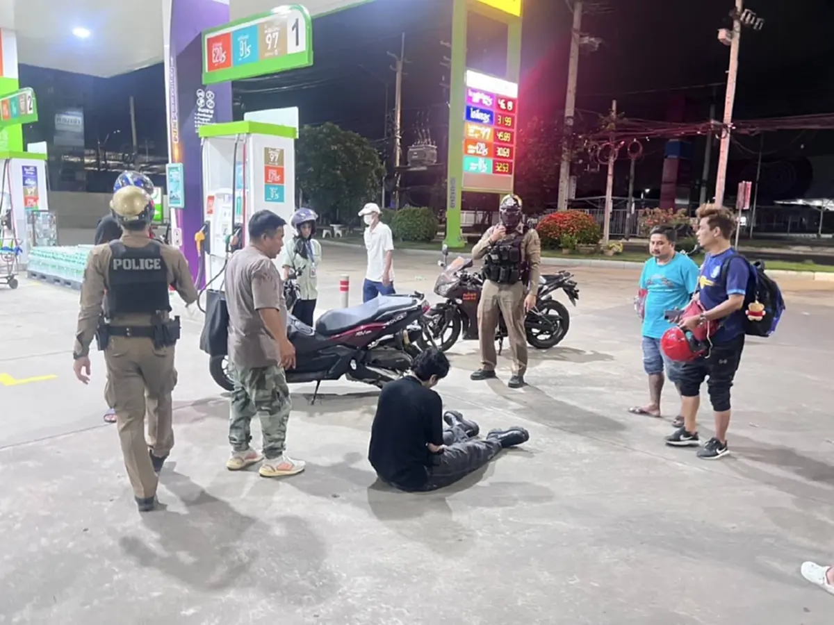 รู้แล้วเกิดอะไรขึ้นบ้าง นาทีเกิดเหตุ เป๊ก ผลิตโชค ถูกฟันบาดเจ็บ