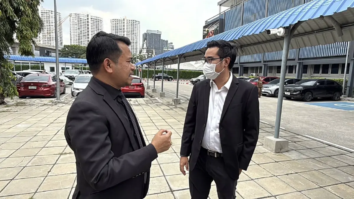 ทนาย“ดิว อริสรา” เข้าพบพนักงานสอบสวนกองปราบฯ คดีฉ้อโกง 62 ล้านบาท