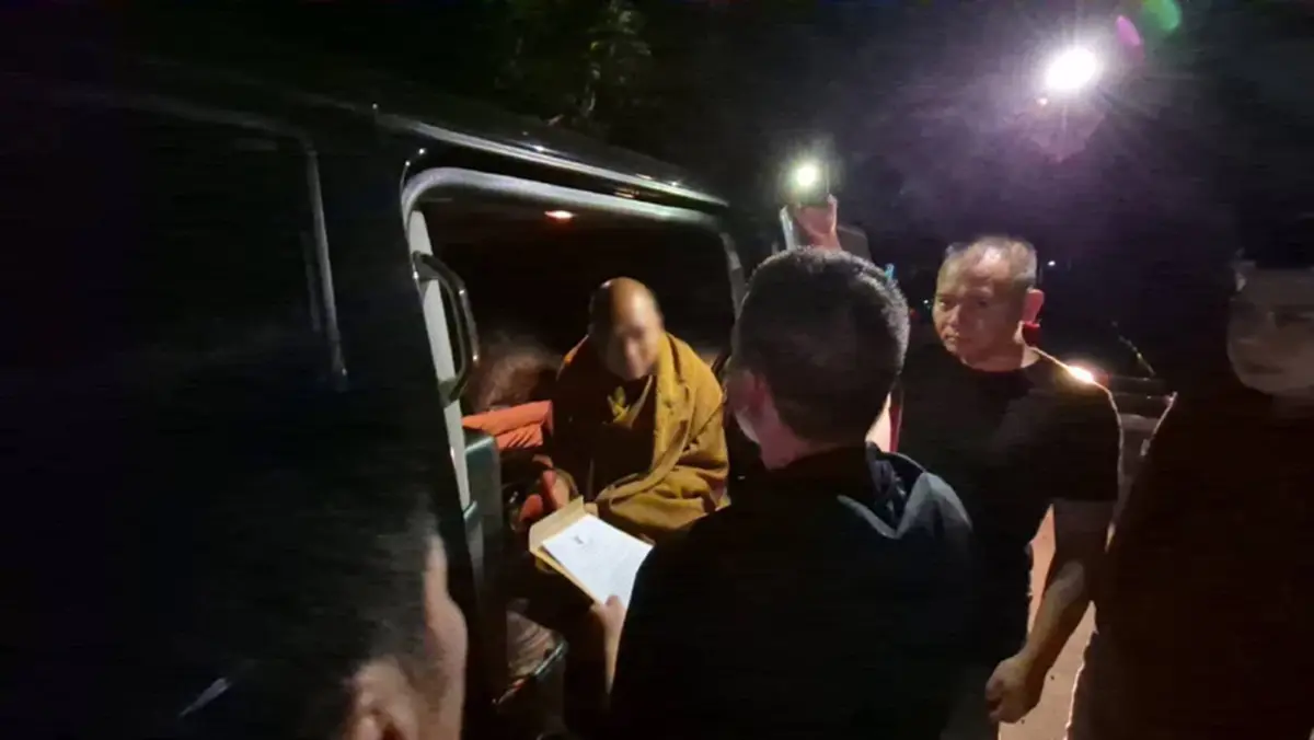 เปิดข้อหา หลวงพ่ออลงกต อดีตเจ้าอาวาสวัดพระบาทน้ำพุ หลังถูกรวบตัว