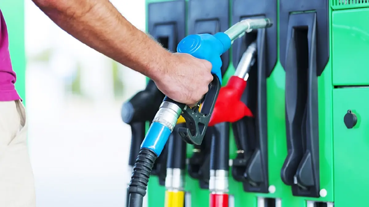 ราคาน้ำมันวันนี้2568 (10 ส.ค. 68) บางจาก ปตท. อัปเดตราคาล่าสุด