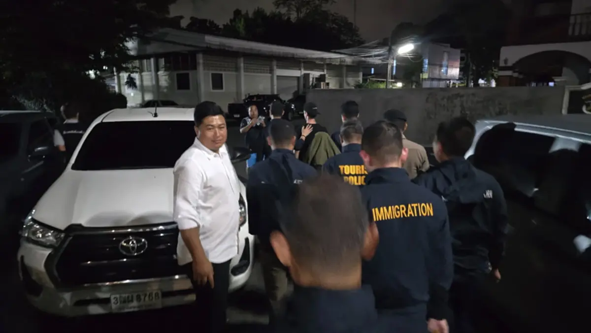 นั่งคอตก หนุ่มรัสเซีย เปิดปากเล่าความจริง ฉากจ้ำจี้บนกระบะ