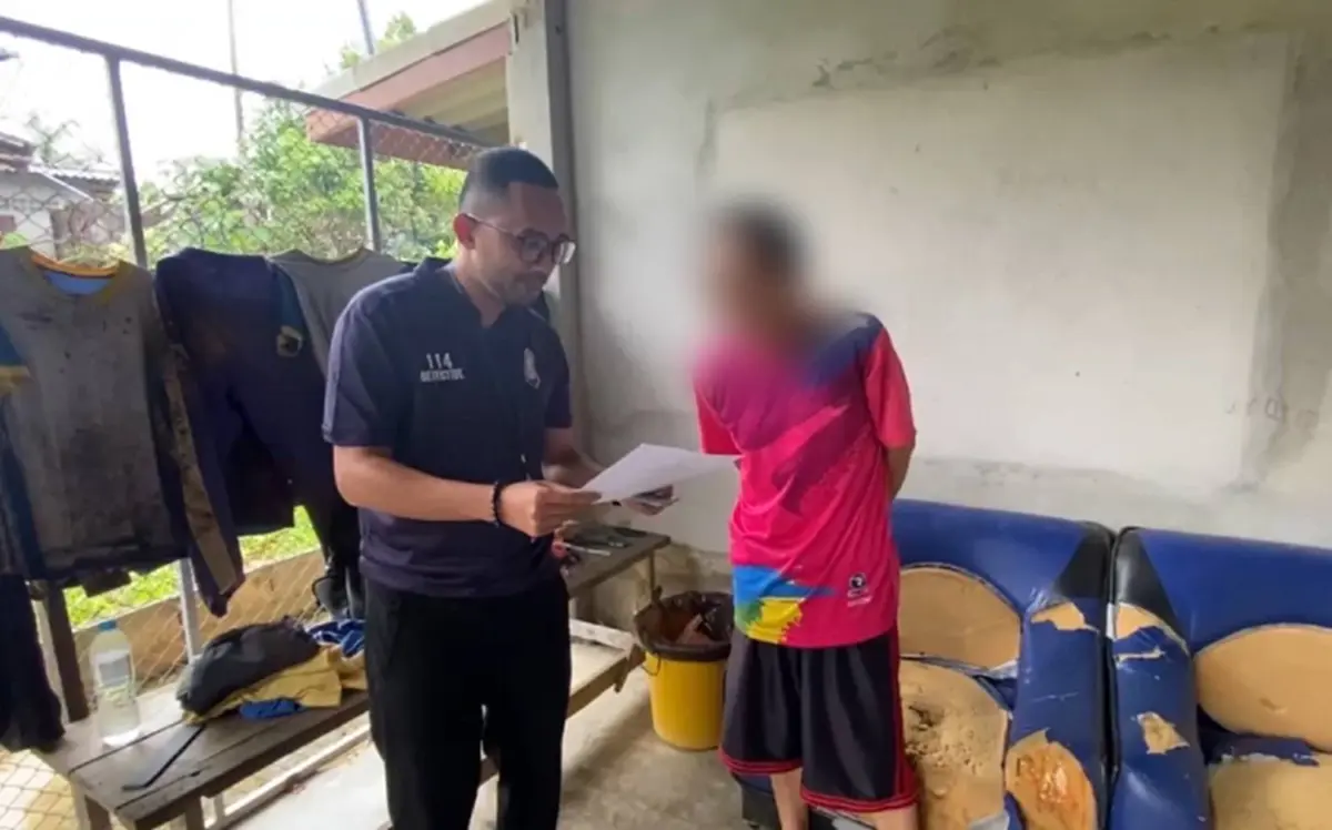 บุกจับคาบ้าน รปภ.แสบ ลักเหล็กโรงงานขายเสียหายกว่า 9 ล้าน