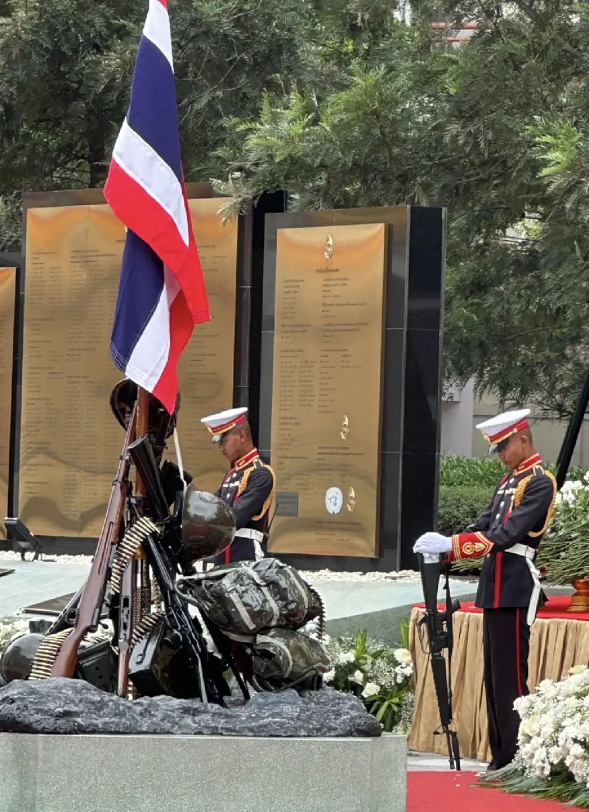 ทัพบก สดุดี 16 ทหารกล้า สมรภูมิไทย-กัมพูชา จารึกชื่อบนกำแพง