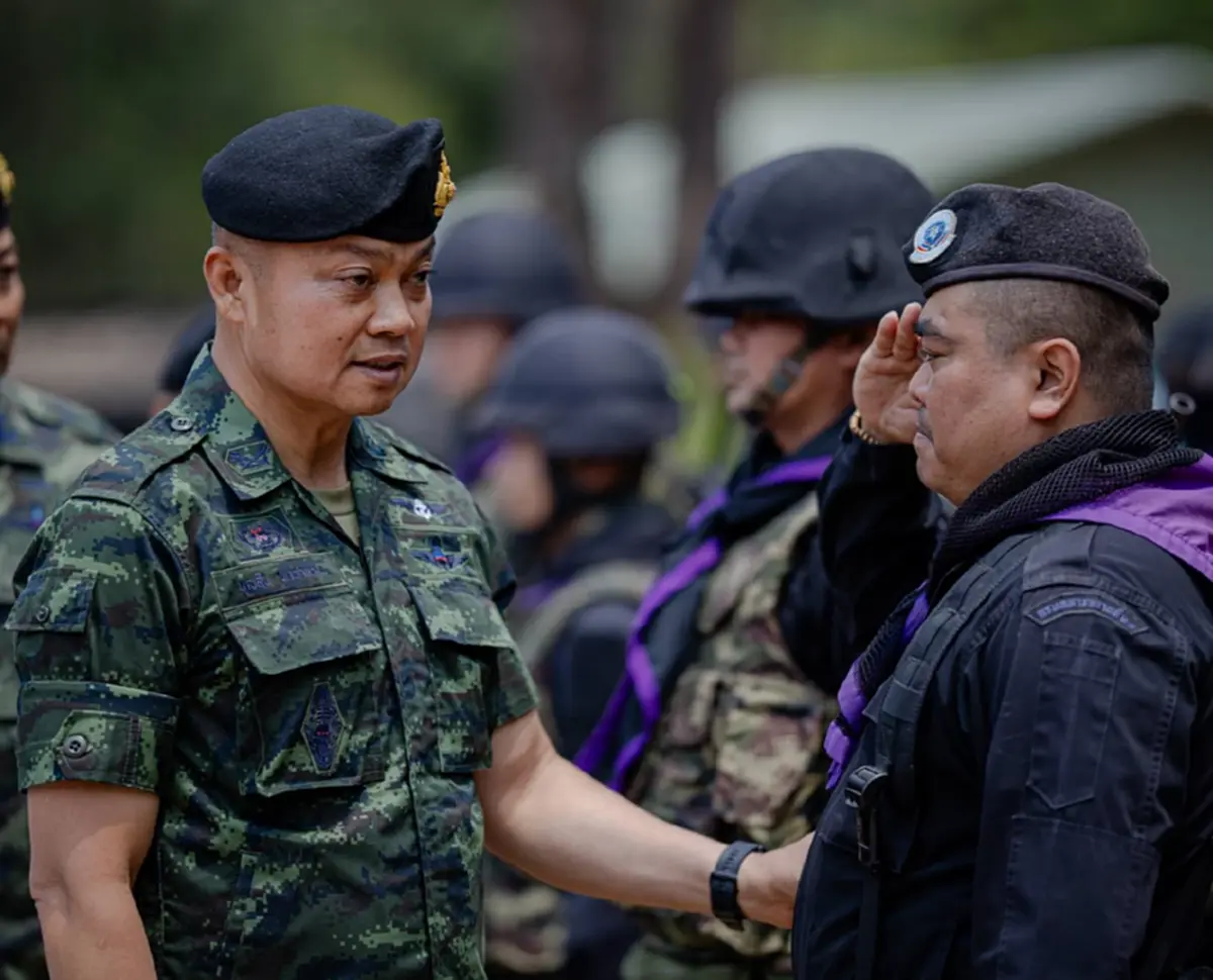 'มทภ.2' ลั่น คิดให้ดีเปิดด่าน เอื้อกัมพูชาเข้มแข็ง ถามใครได้ประโยชน์