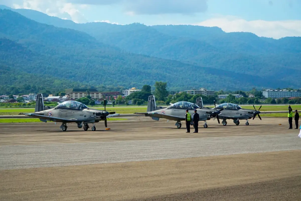 ทอ. เปิดตัวเครื่องบินโจมตี AT-6TH เสริมเขี้ยวเล็บรับภัยคุกคาม