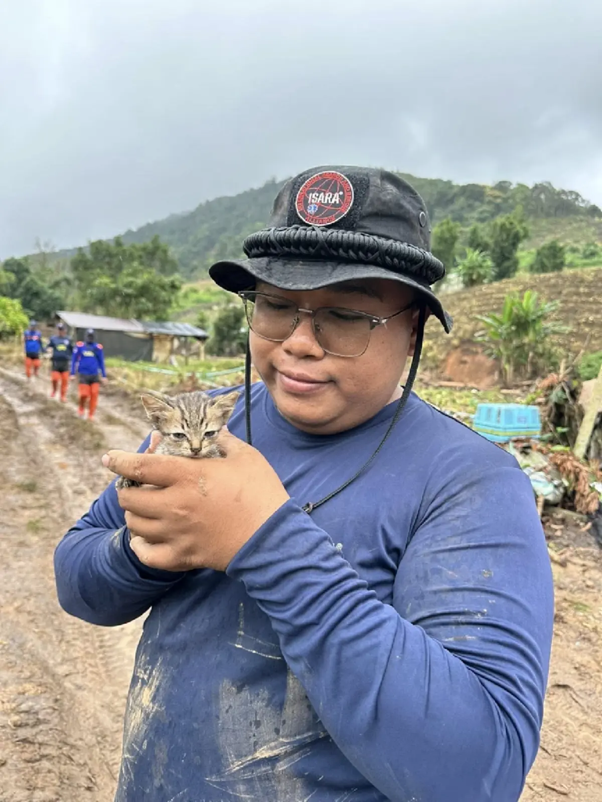 ฮีโร่ 4 ขา K9 สีนวล ช่วย 1 ชีวิตเล็ก ๆ จากเหตุดินถล่มบ้านปางอุ๋ง