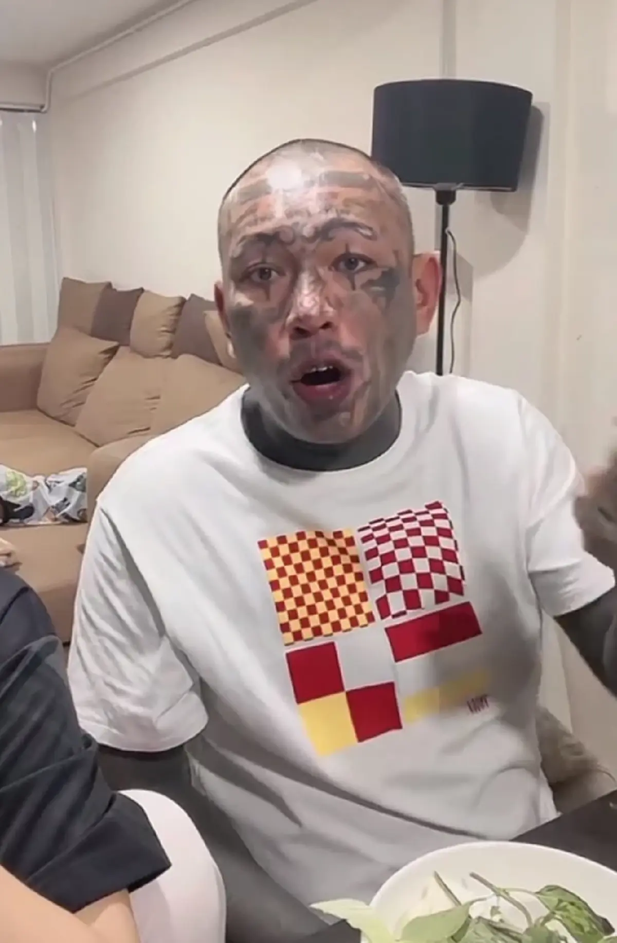 เก่ง ลายพราง แจงปมหลังถูกนักร้องสาวแจ้งความ เหตุตามไปคอนโด