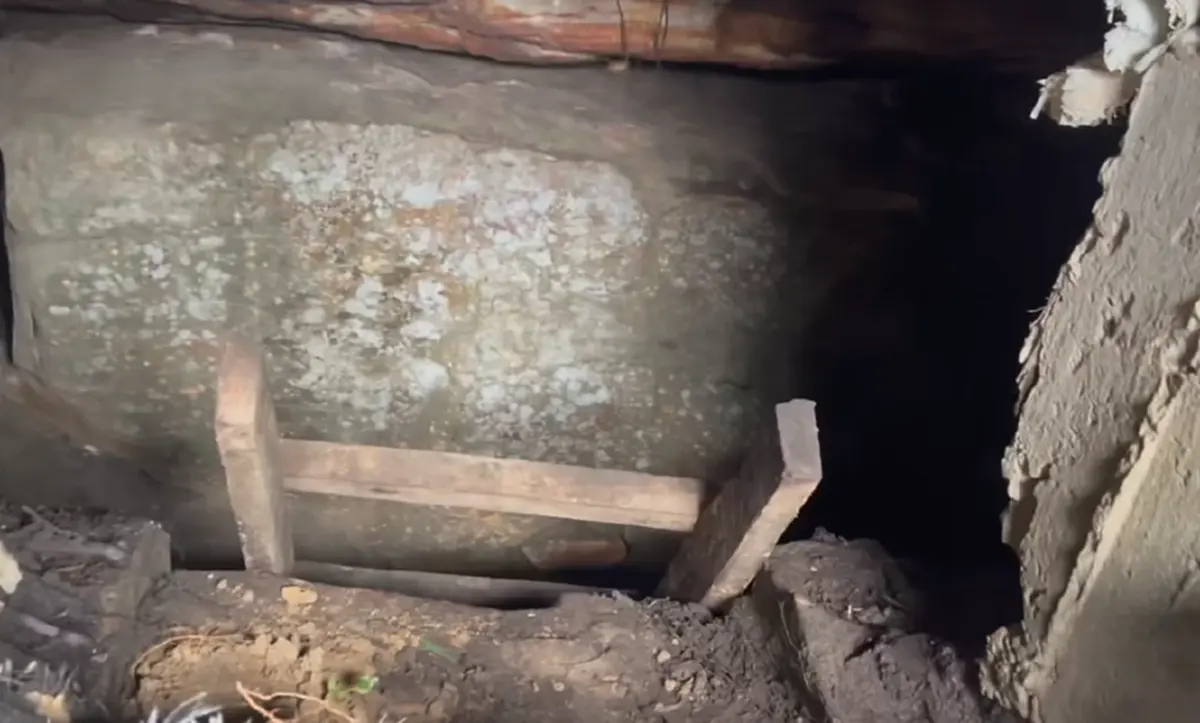 โพรงลับ "เสธ.เบิร์ด" ชี้จุดเขมรใช้หลบบนภูมะเขือ จบศึกกลิ่นศพโชย