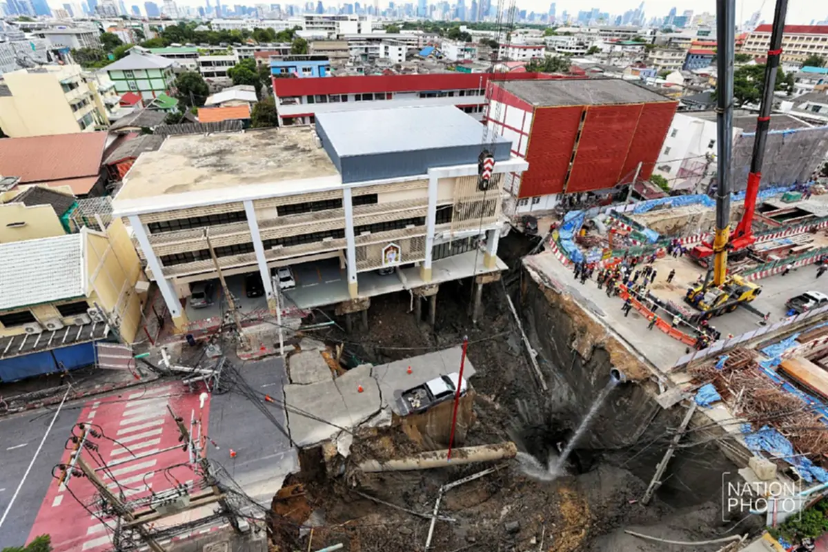 โรงพยาบาลวชิรพยาบาล ประกาศด่วนถึงคนไข้ หลังถนนทรุดใหญ่