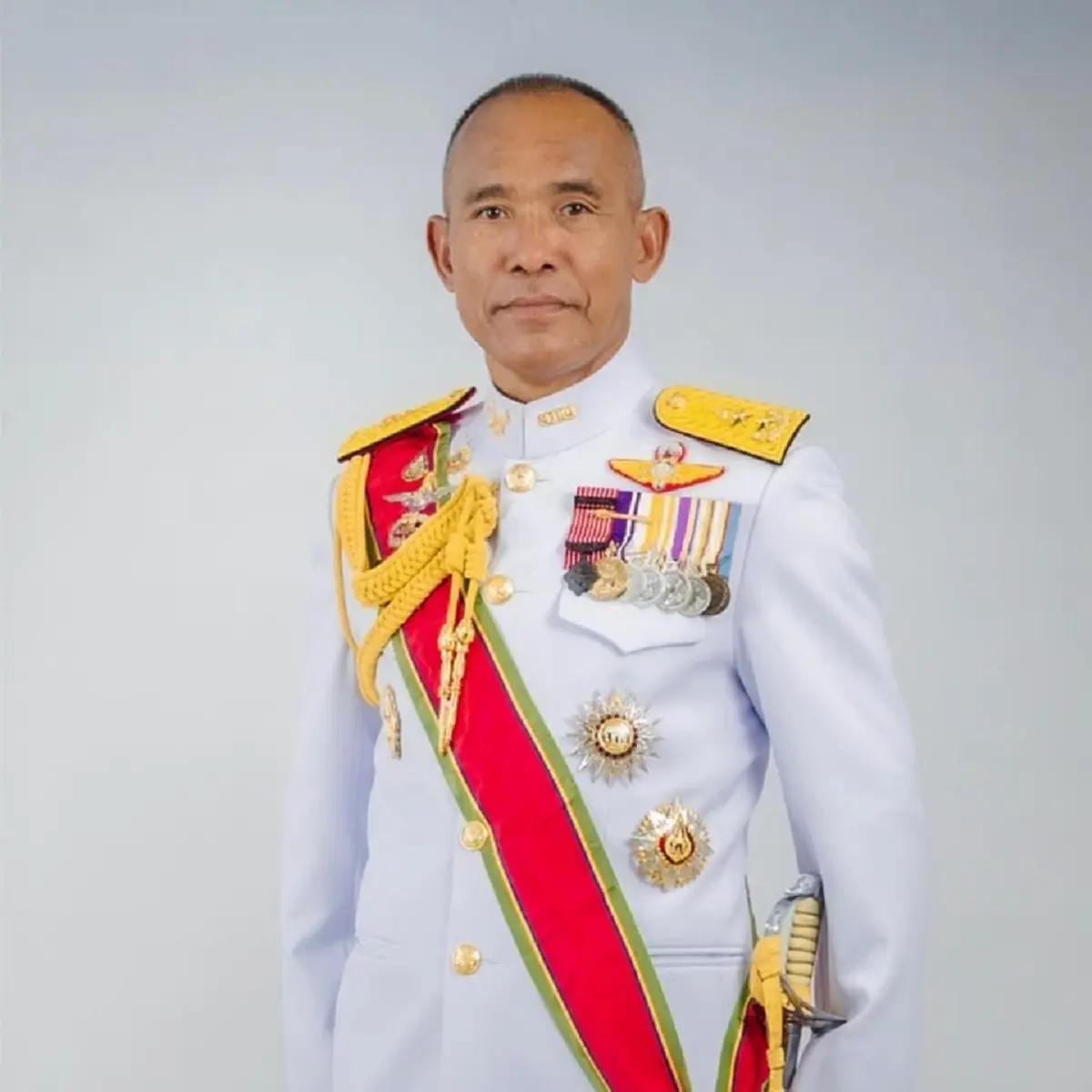 รองแม่ทัพภาค 2 ไม่ทน โต้เดือด แค่นี้ประเทศก็ยุ่งยากมากพอแล้ว