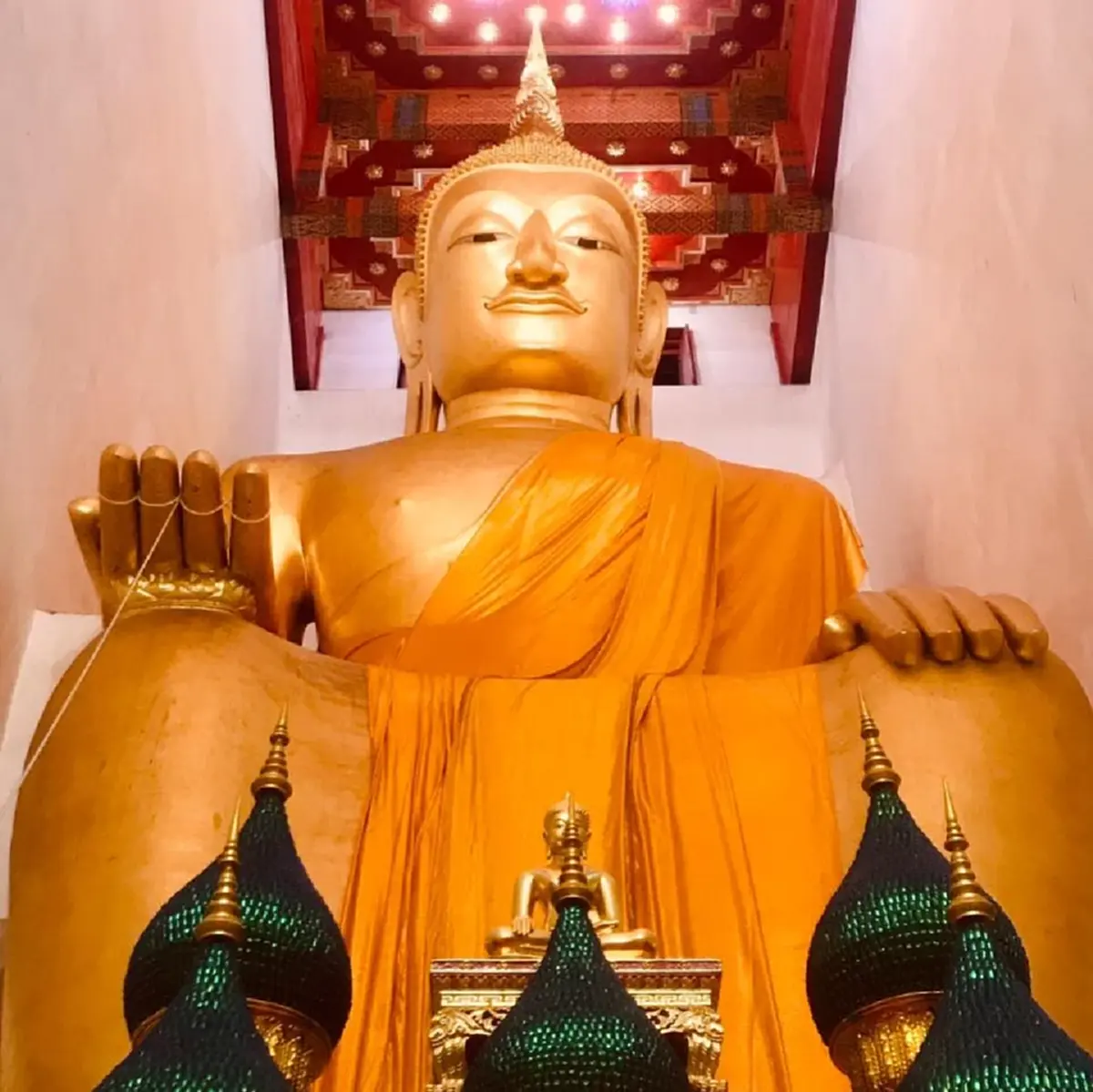 งานครบรอบสายัณห์ สัญญา คึกคัก ลุ้นผลสลากกินแบ่งรัฐบาลงวด 16 ก.ย. 68