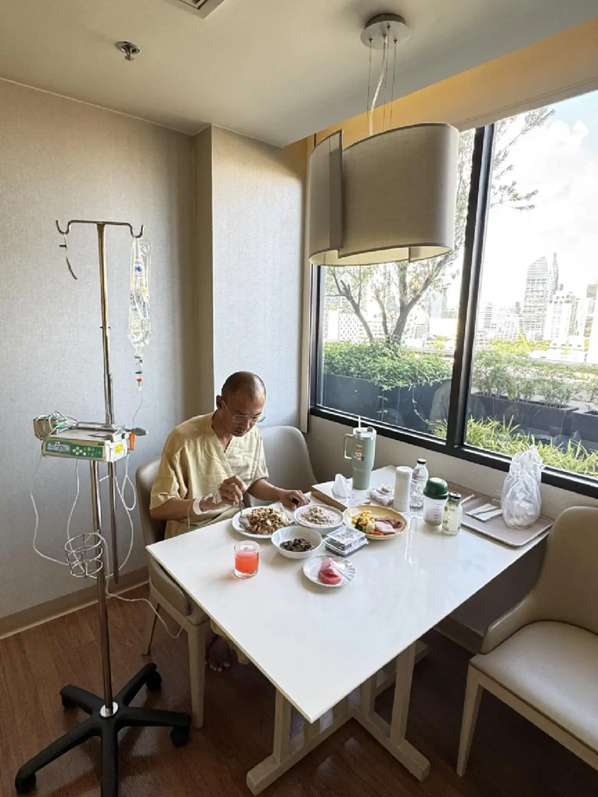 อาการล่าสุด อ.เบียร์​ คนตื่นธรรม หลังแอดมิทด่วนเข้าโรงพยาบาล