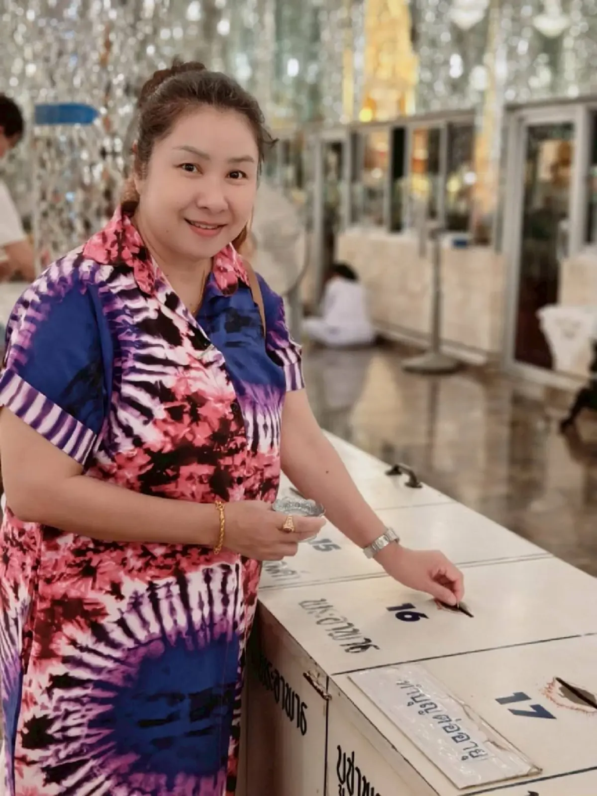 นิทานจากพระ สาวขายแซนด์วิชชีวิตพลิกอู้ฟู่ ครูนัท ทิ้งคำใบ้สะเทือน
