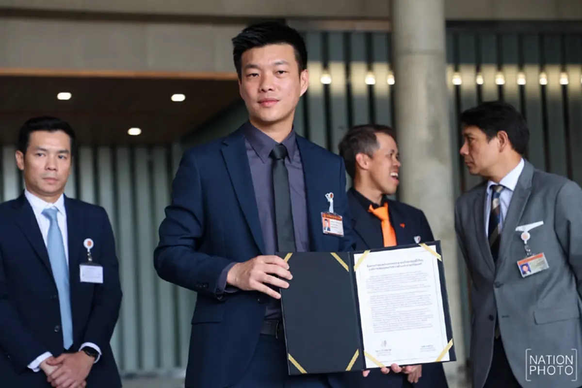 น่าคิด "ชูวิทย์" มองเห็นภาพ เตือน"ปชน."การหลอกลวงที่สมบูรณ์แบบ