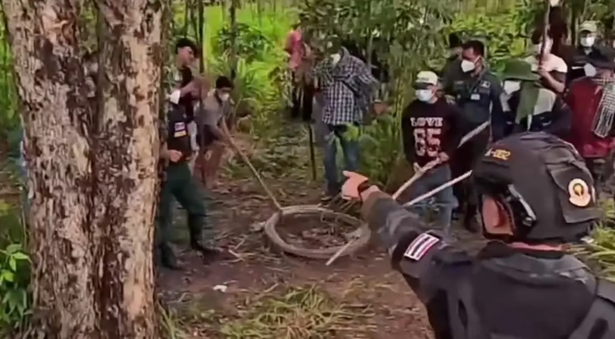 ตำรวจถูกเขมรยิงหนังสติ๊กใส่หัวแตก นับถือใจคำพูดหลังโดนทำร้าย