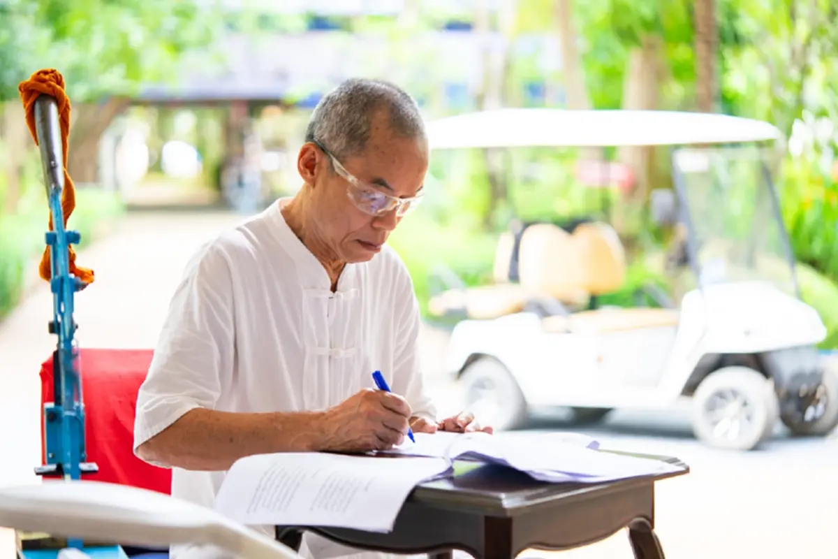 \"อดีตพระพุทธะอิสระ\" โพสต์ตรง ๆ เรื่อง \"ทักษิณ\" งานนี้เรื่องใหญ่