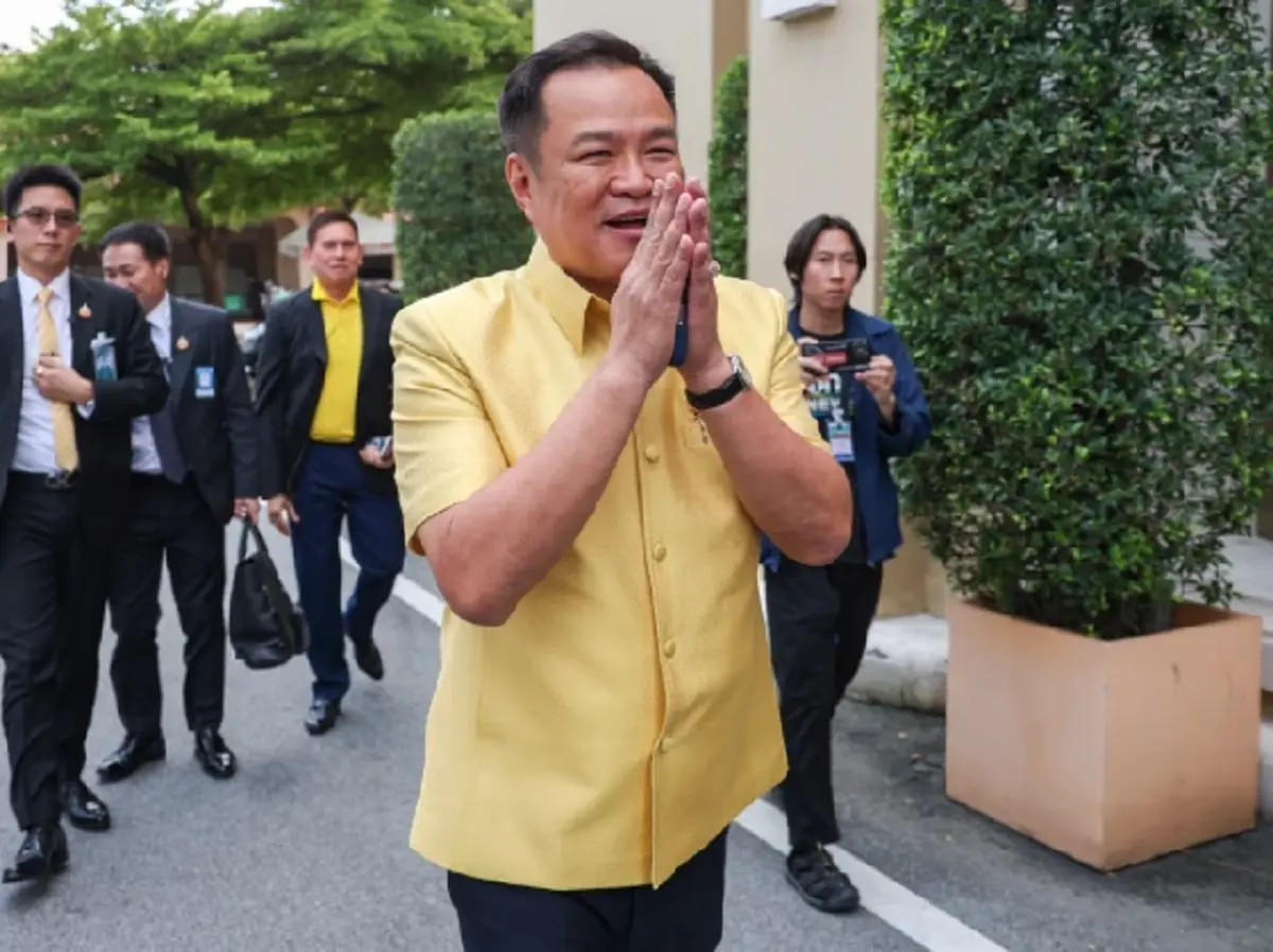 รู้จัก "จ๋า ธนนนท์ " ภรรยา "อนุทิน" ผู้เป็นเบื้องหลังทุกความสำเร็จ