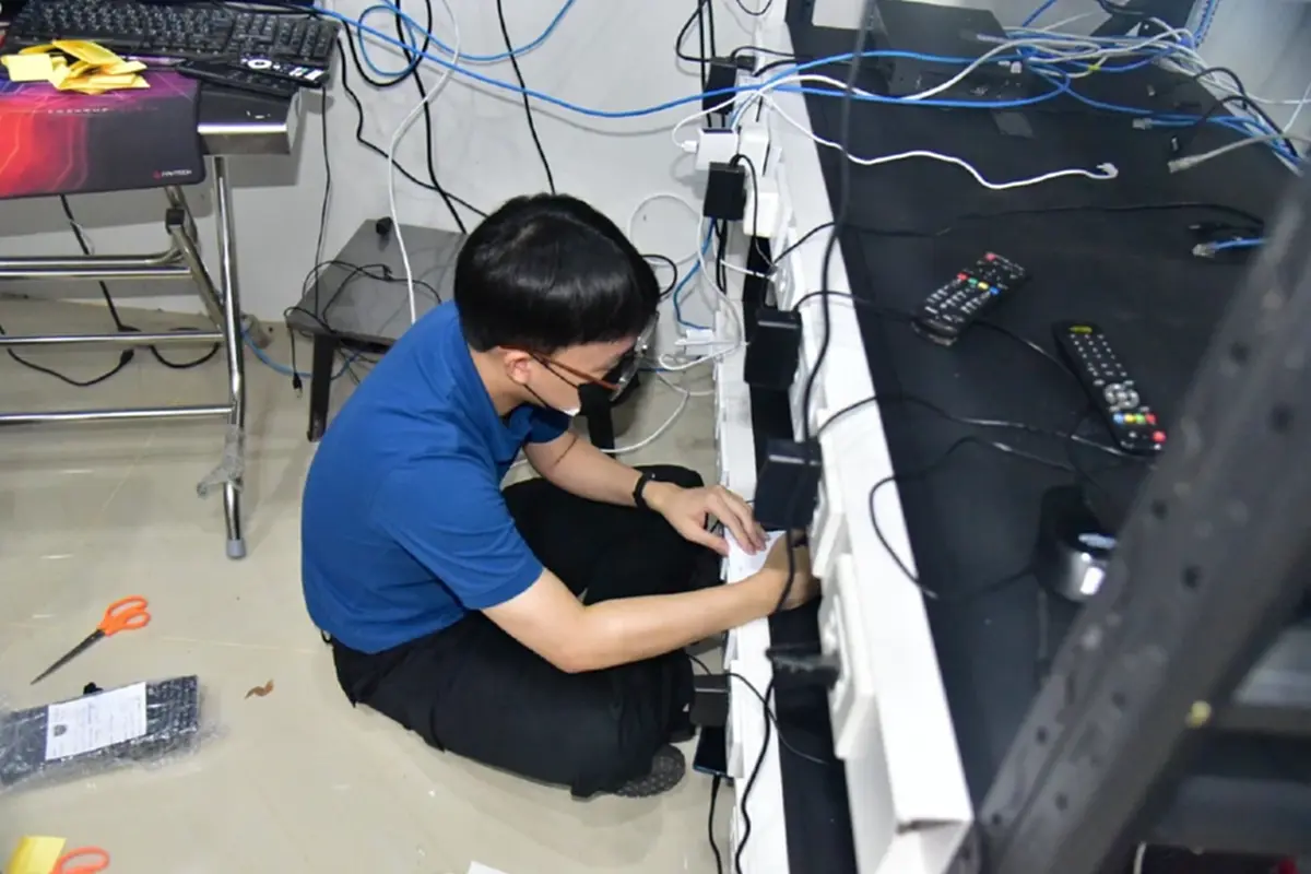 ทลายเว็บไซต์เถื่อนดัง ดูหนัง-ดูบอลพรีเมียร์ลีก รวยปีละ 200 ล้าน