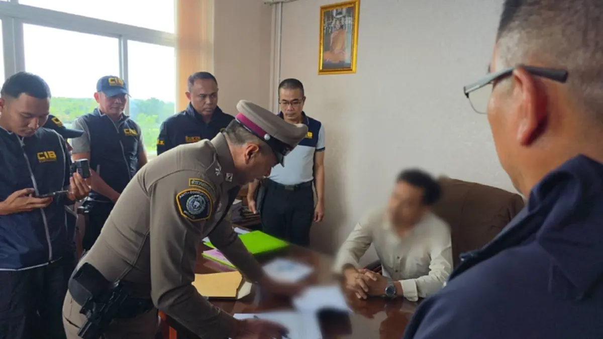 บุกรวบ นายกเทศบาลท่าศิลา ฉาว รวมหัวพวกรีดเงินเข้ากระเป๋า