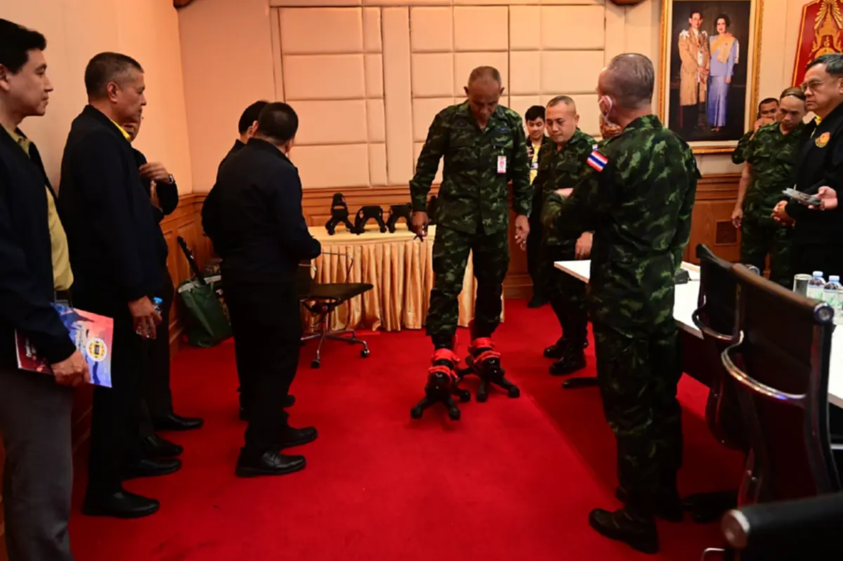 เปิดภาพ"รองเท้านิลมังกร"ต้นแบบลดแรงทุ่นระเบิด ช่วยทหารไทย