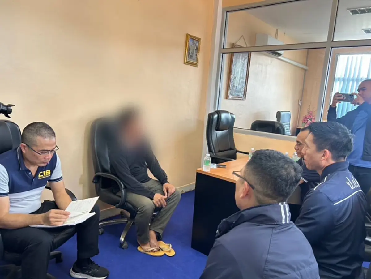 บุกรวบ นายกเทศบาลท่าศิลา ฉาว รวมหัวพวกรีดเงินเข้ากระเป๋า