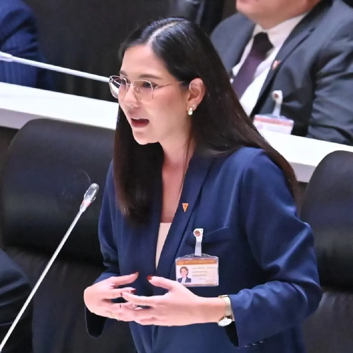 "ต๊ะ นารากร" ตำหนิตรงๆ 2พิธีกร หัวเราะล้อเลียนซึมเศร้า