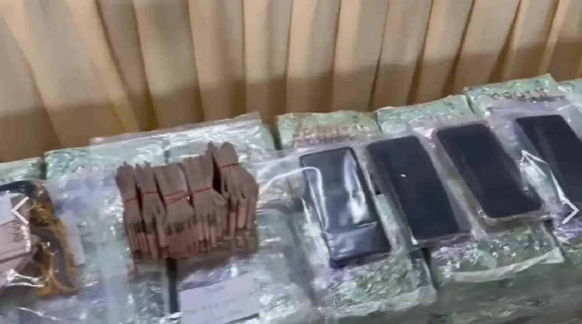 รวบขบวนเครือข่ายยาเสพติด "R 1688" ลอบขนยาไอซ์บิ๊กล็อต 800 กิโลฯ