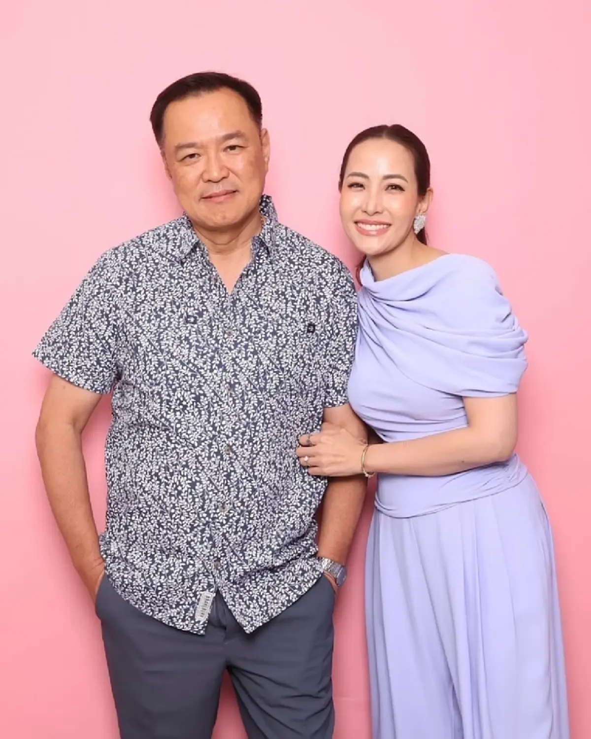 รู้จัก "จ๋า ธนนนท์ " ภรรยา "อนุทิน" ผู้เป็นเบื้องหลังทุกความสำเร็จ