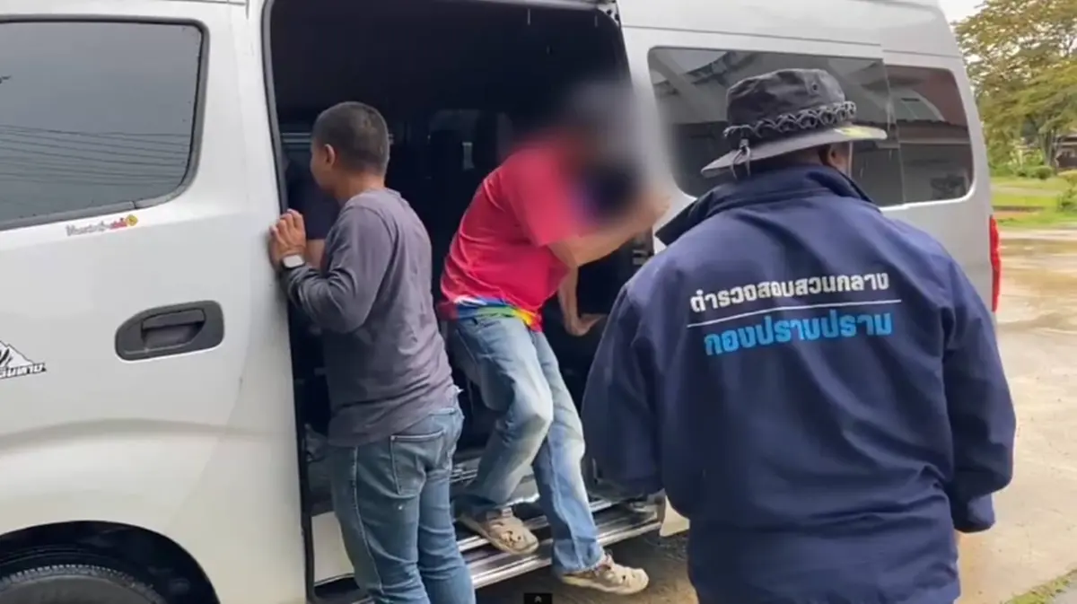 บุกจับคาบ้าน รปภ.แสบ ลักเหล็กโรงงานขายเสียหายกว่า 9 ล้าน