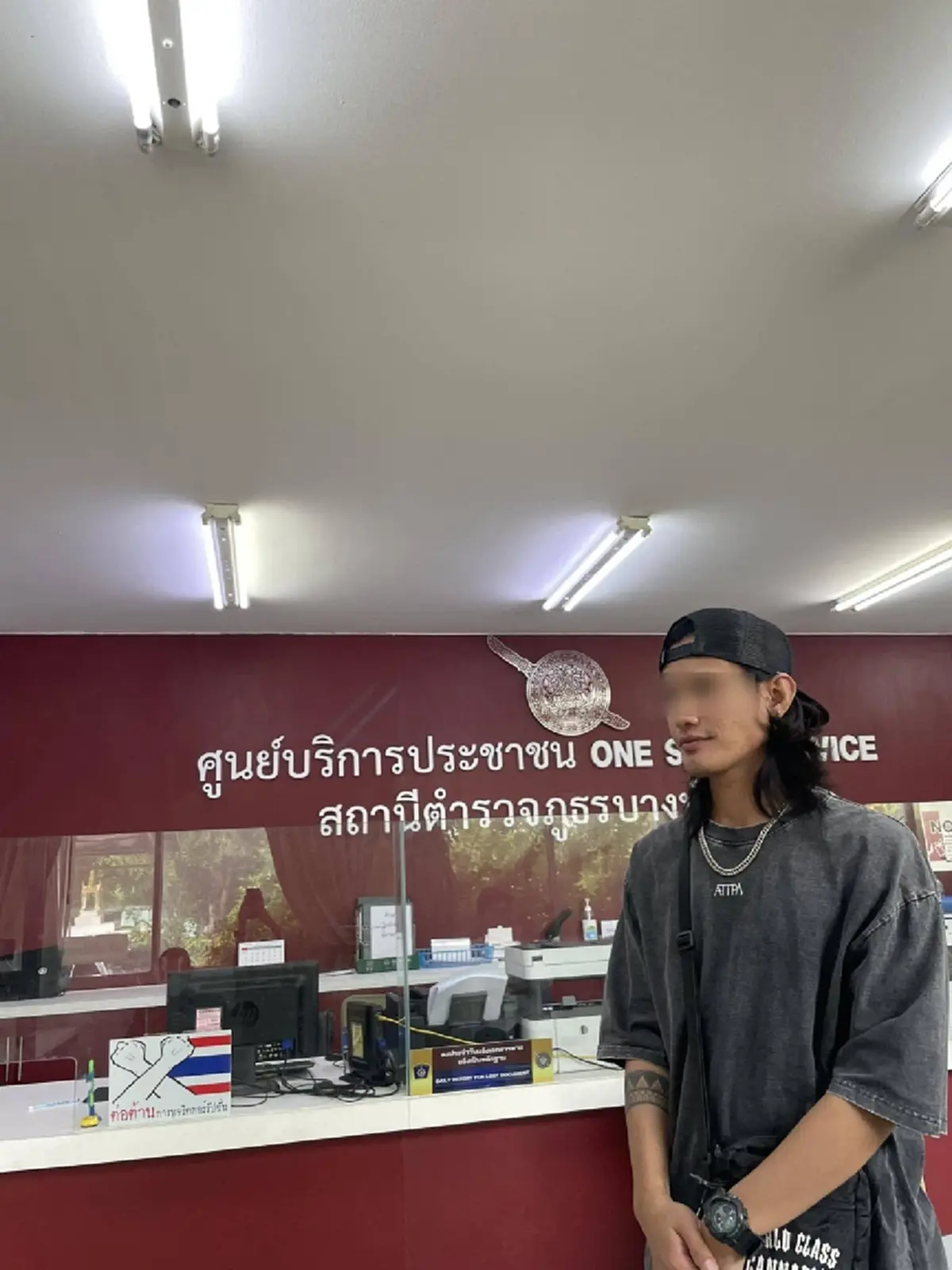 "นักดนตรี" โชว์หวิวกลางเวที โพสต์แล้ว ขอโทษรู้เท่าไม่ถึงการณ์