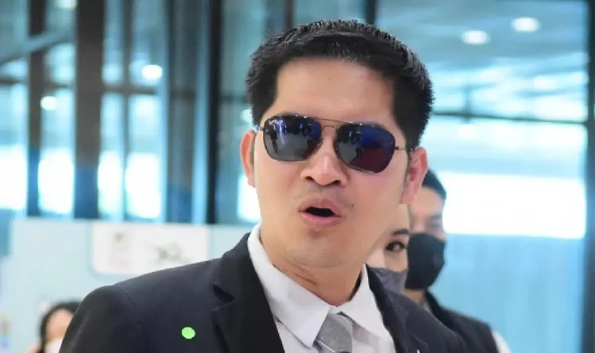 เต้ มงคลกิตติ์ ตัดสินใจโพสต์เรื่อง "ทักษิณ" คนแห่เมนต์สนั่น