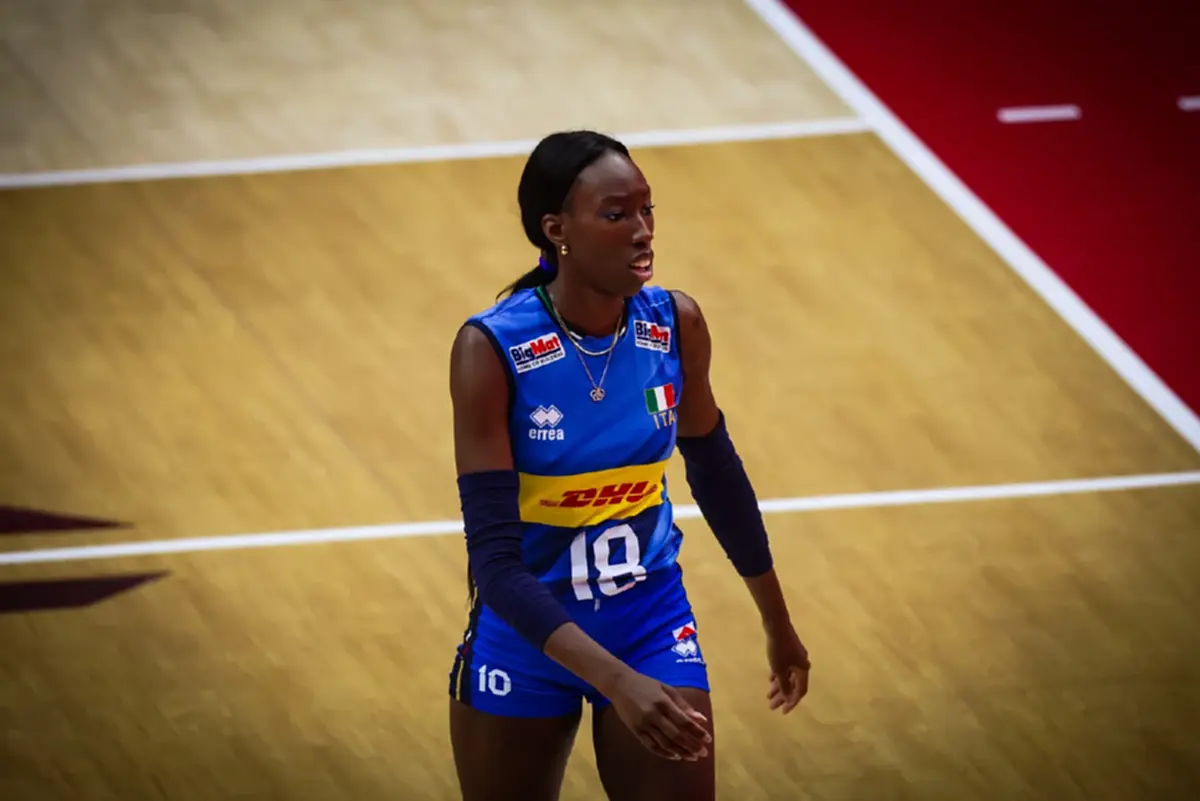 ผลวอลเลย์บอลล่าสุด 4 ทีมรอชิงดำ เห็นประกบคู่แล้ว แฟนคลับมีใจหาย