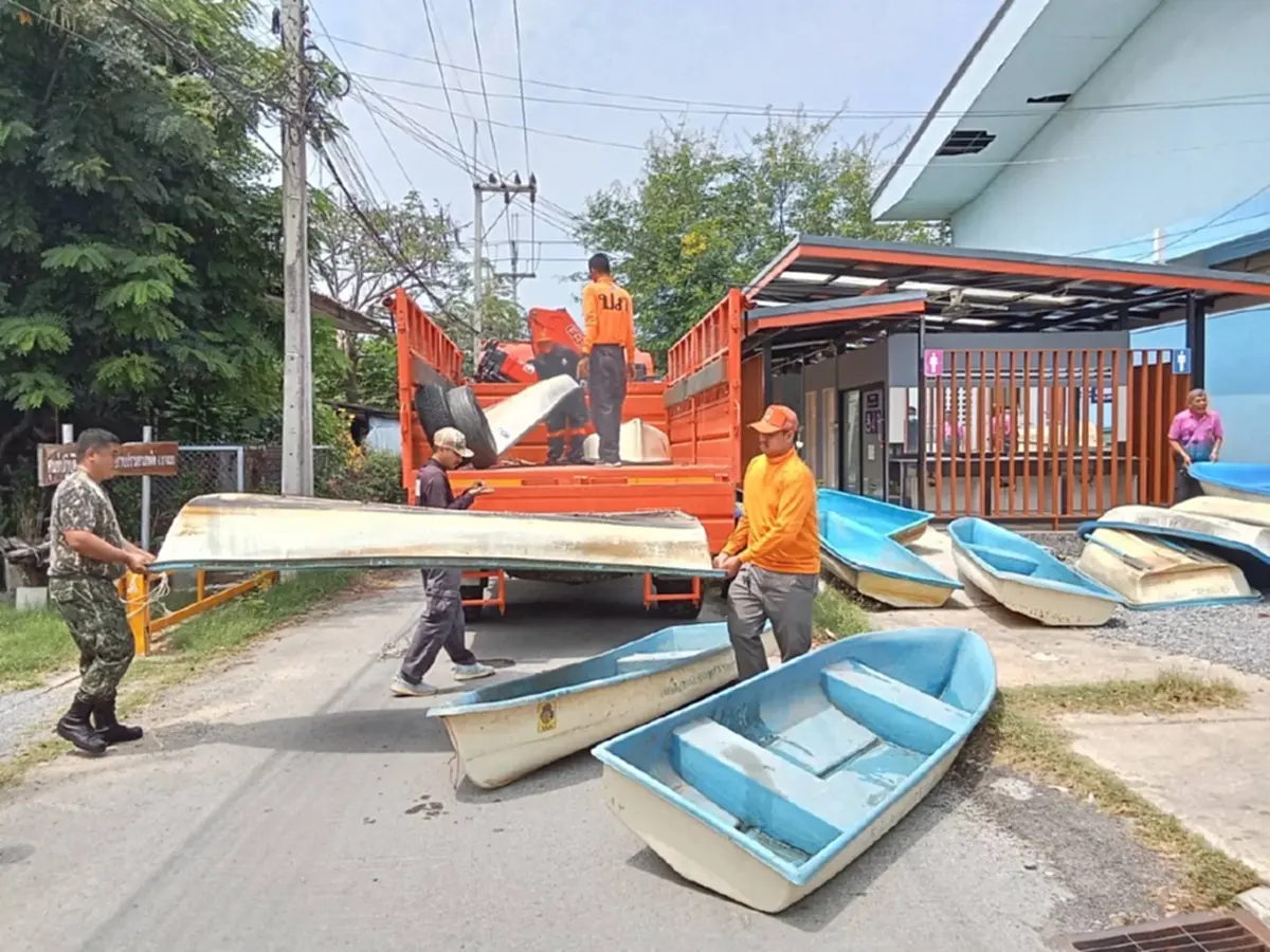 อยุธยาน้ำท่วมหนัก 2.5 หมื่นครัวเรือนเดือดร้อน ปภ.ส่งเรือ 70 ลำช่วยด่วน