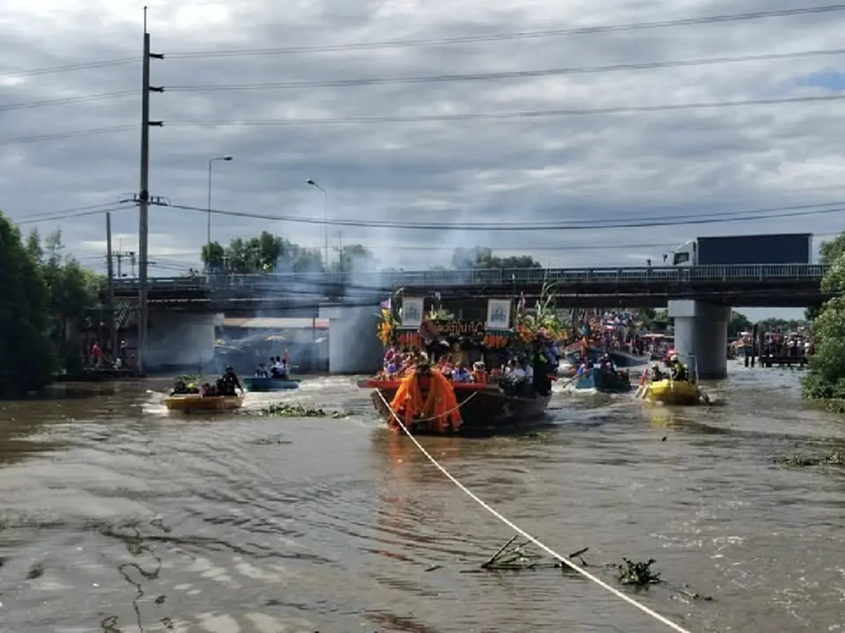 115 ปี พิธีแห่หลวงปู่ปานคลองด่าน ส่องเลขรถ -เรือ ให้โชคทุกปี