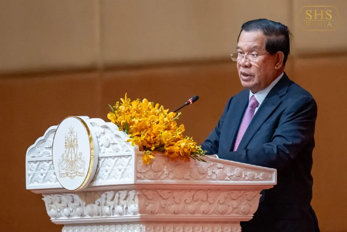 ฮุน เซน โพสต์ซัดไทย ตรง ๆ หลัง รูปตัวเอง โผล่เป็นเป้ายิง ในงานวัด 